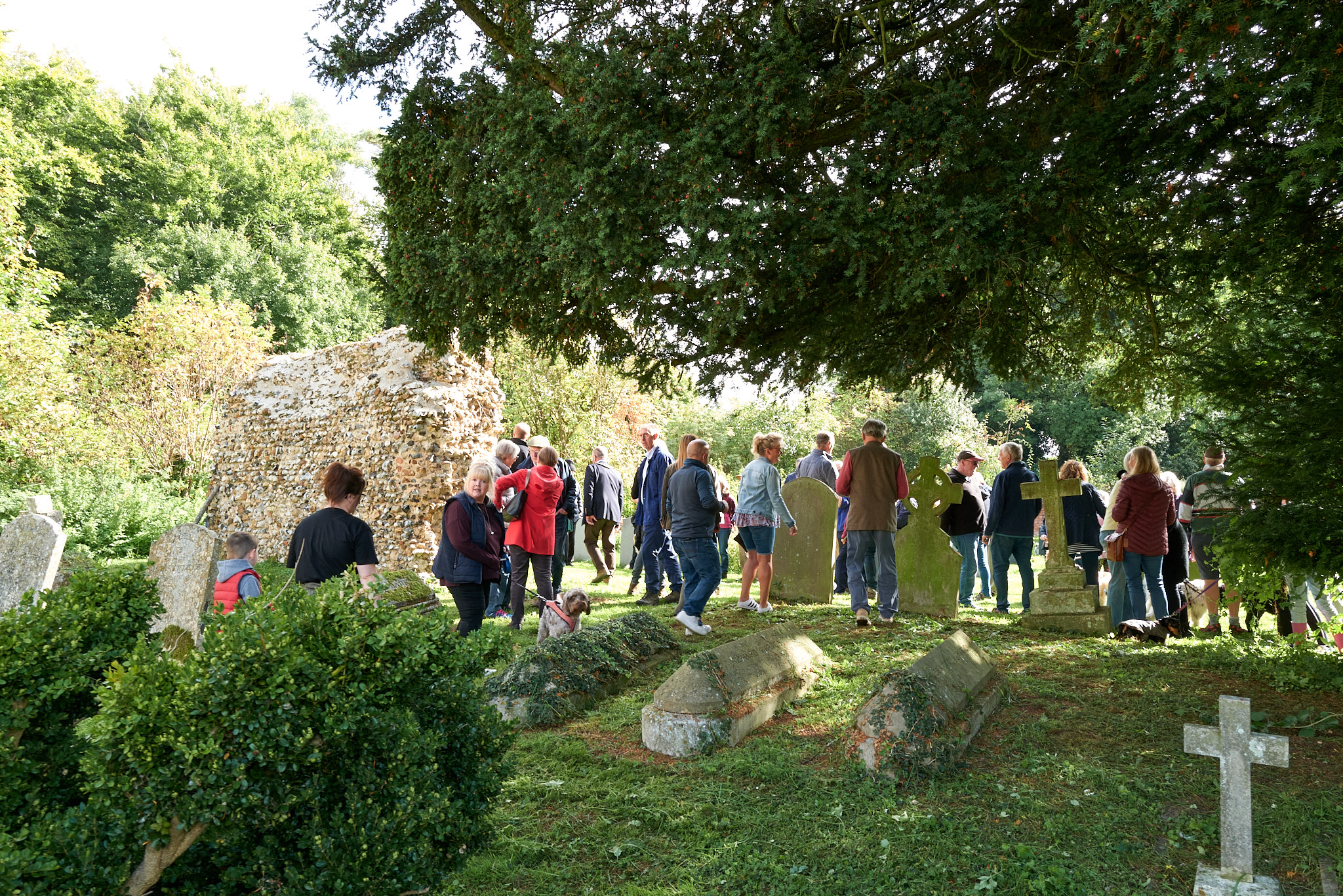 Lidgate celebrates the opening of the Castle and Dam Walk
