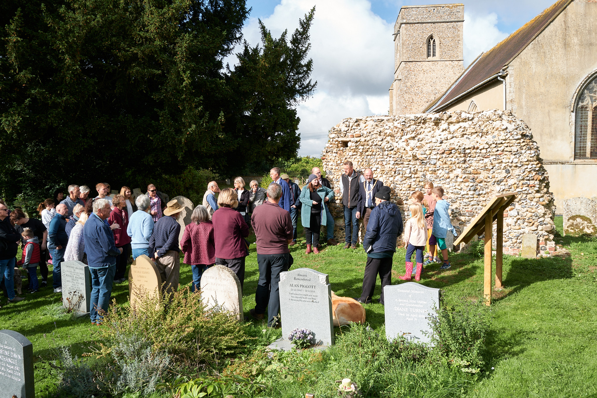 Lidgate celebrates the opening of the Castle and Dam Walk